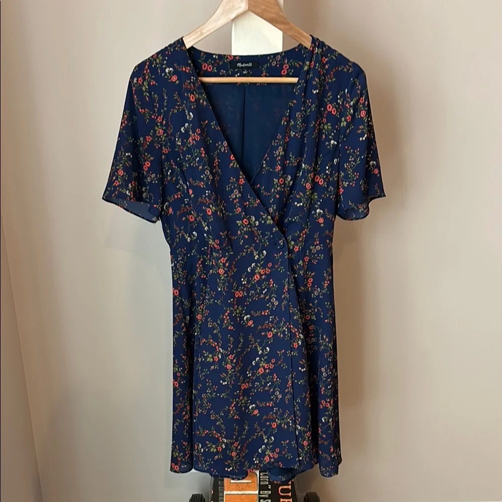 Madewell Amaranth Wrap Dress in Moonless Floral - Picture 5 of 5